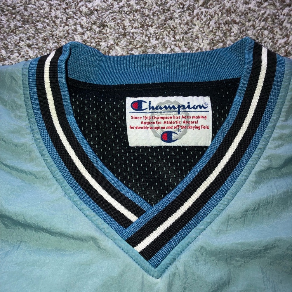 Timberwolves Pullover - Picture 6 of 9
